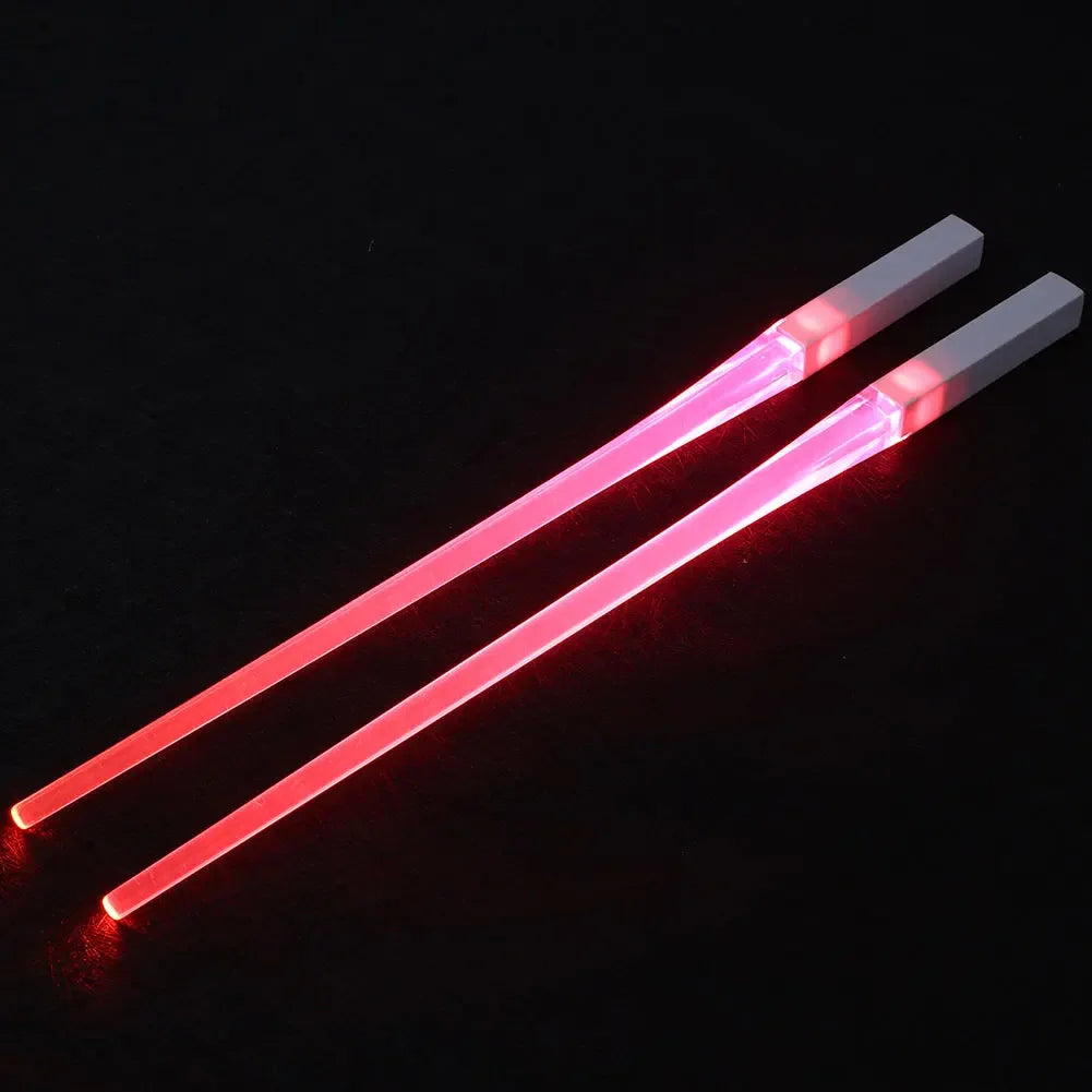 Creative 2Pcs/Pal LED Lightsaber Chopsticks Light up Durable Lightweight Kitchen Dinning Room Party Portable Food Safe Tableware